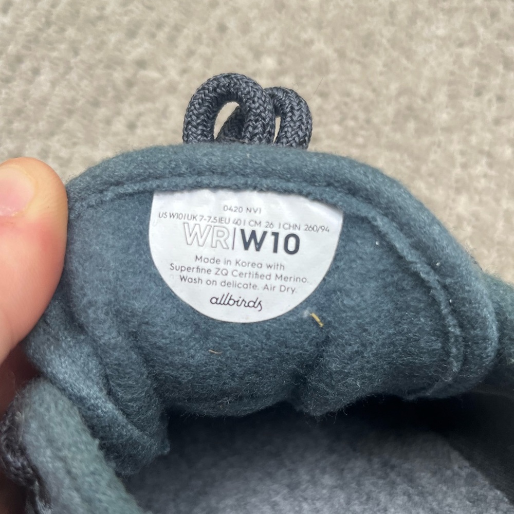 Allbirds Women’s Wool Runner Shoe - Picture 7 of 8